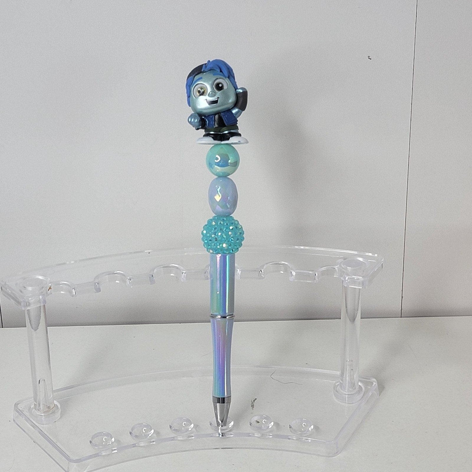 Disney Pixar Onward Barley Lightfoot Doorables Pen Handmade Beaded Elf Display
