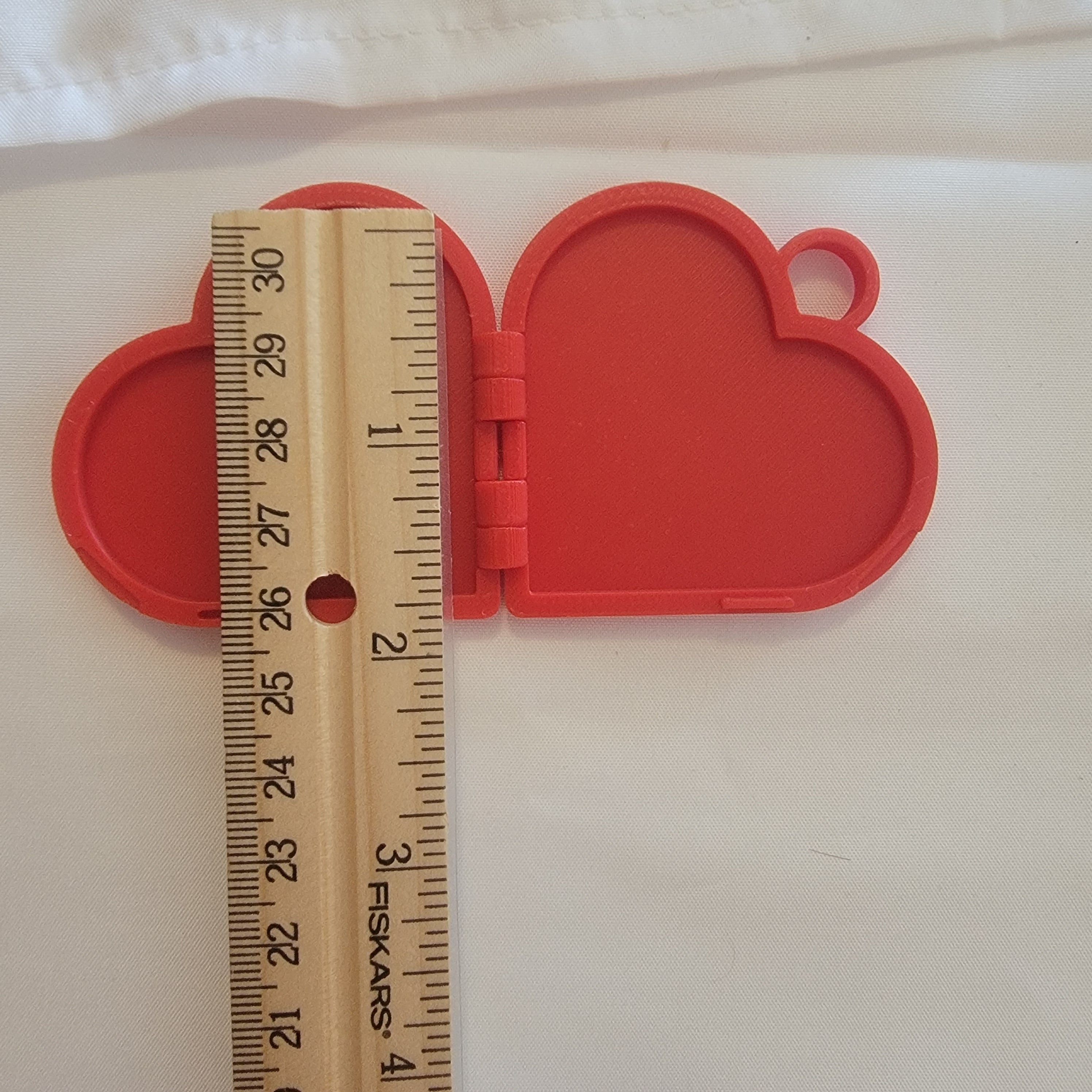 Hinged Heart Keepsake Ornament | 3D Printed Photo Locket Gift Box