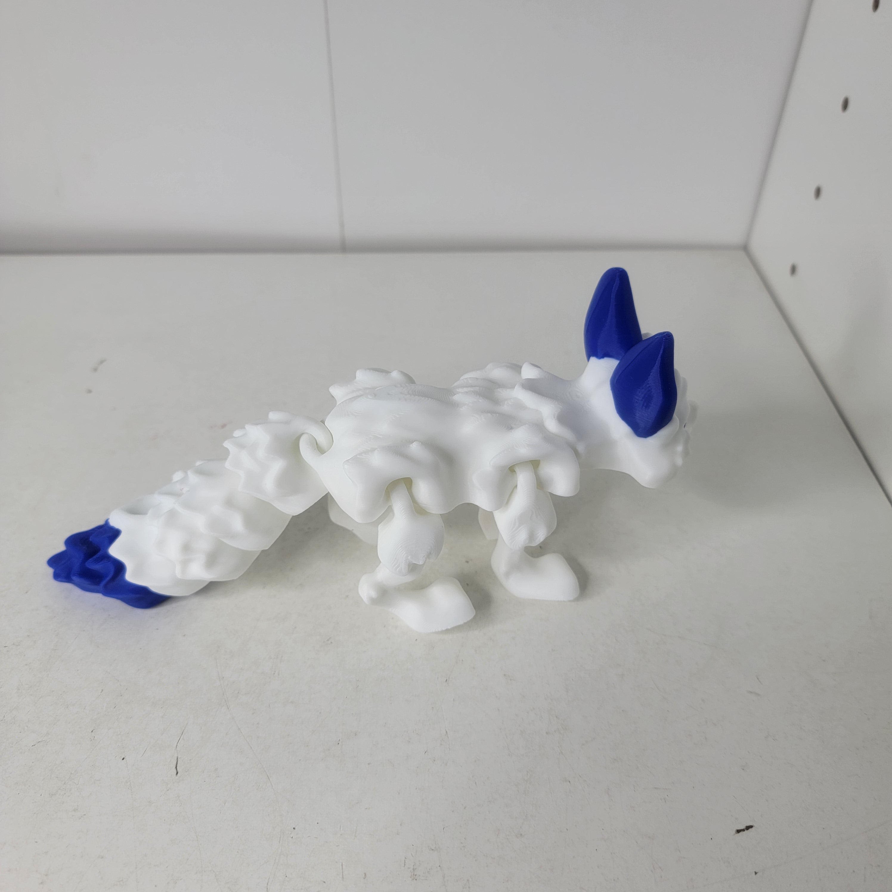 Articulated Arctic Fox Fantasy Creature – Fan Made 3D Printed Poseable Collectible