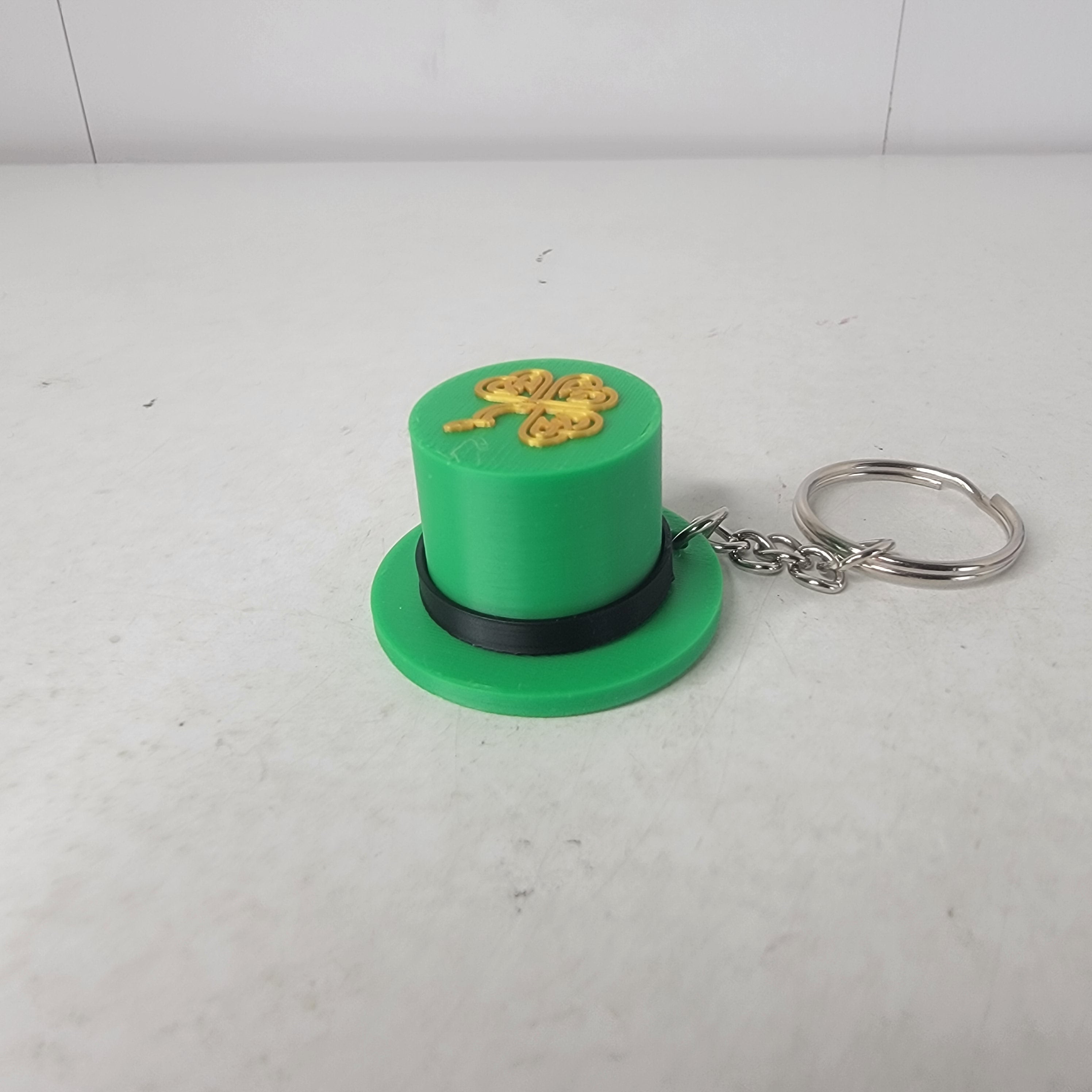 Irish Top Hat Keychain | St. Patrick’s Day Mini Hat Charm – 3D Printed