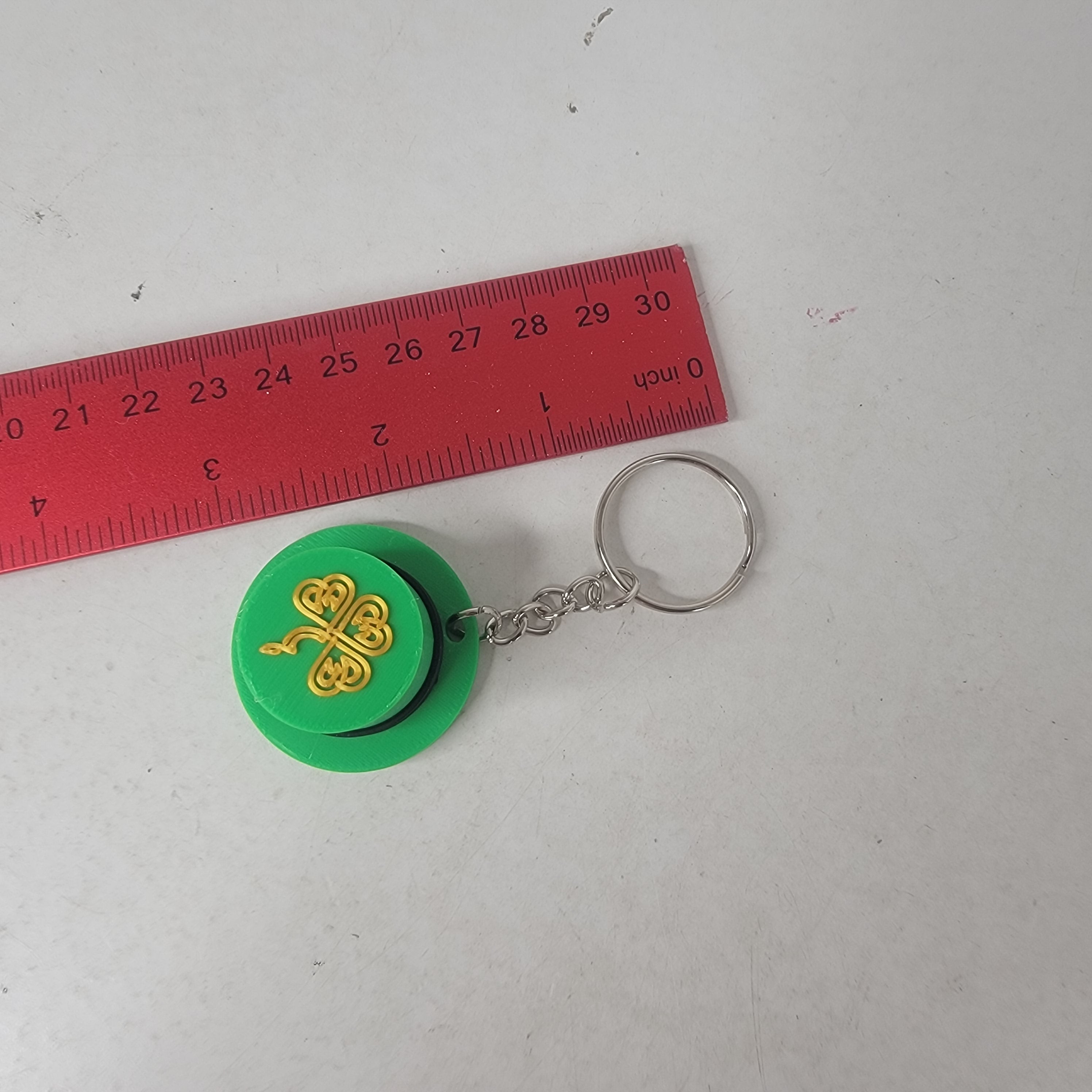 Irish Top Hat Keychain | St. Patrick’s Day Mini Hat Charm – 3D Printed
