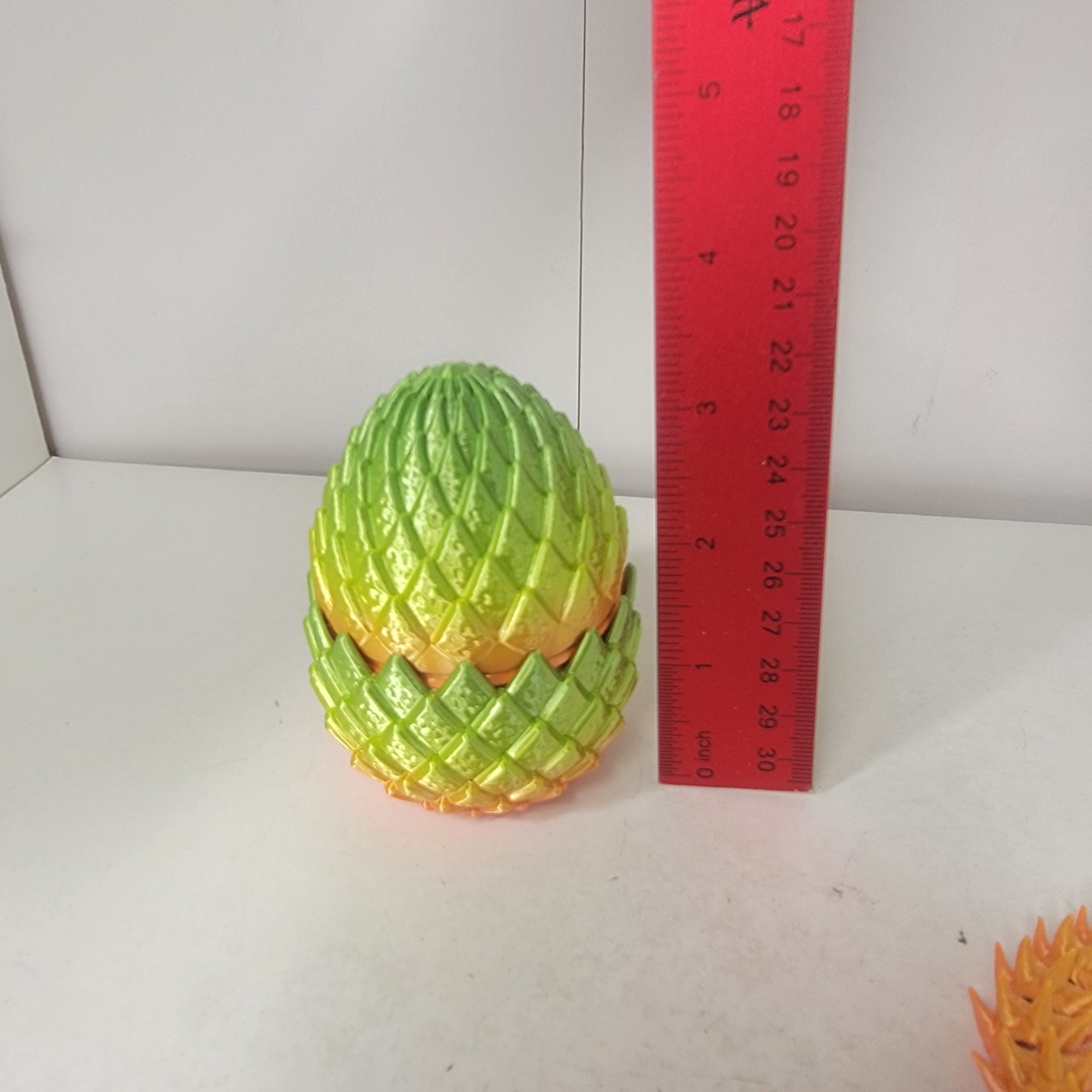 3D Printed Dragon Egg Container With Articulated Dragon Fantasy Display
