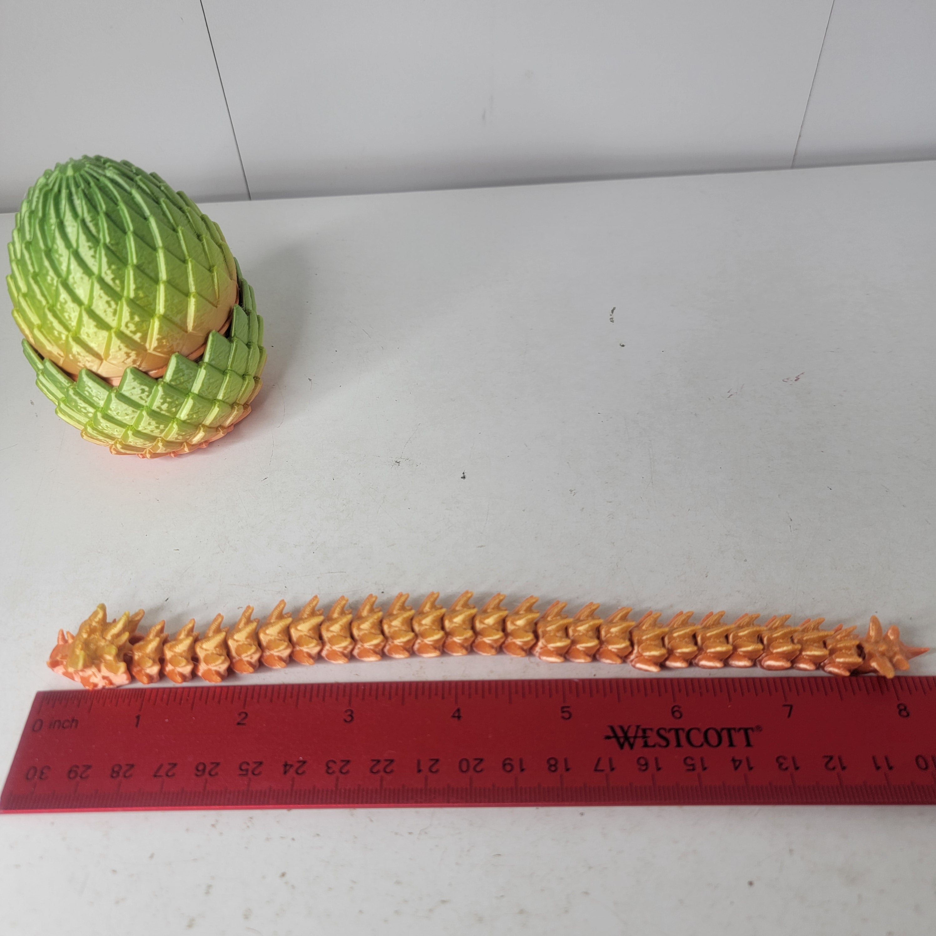 3D Printed Dragon Egg Container With Articulated Dragon Fantasy Display