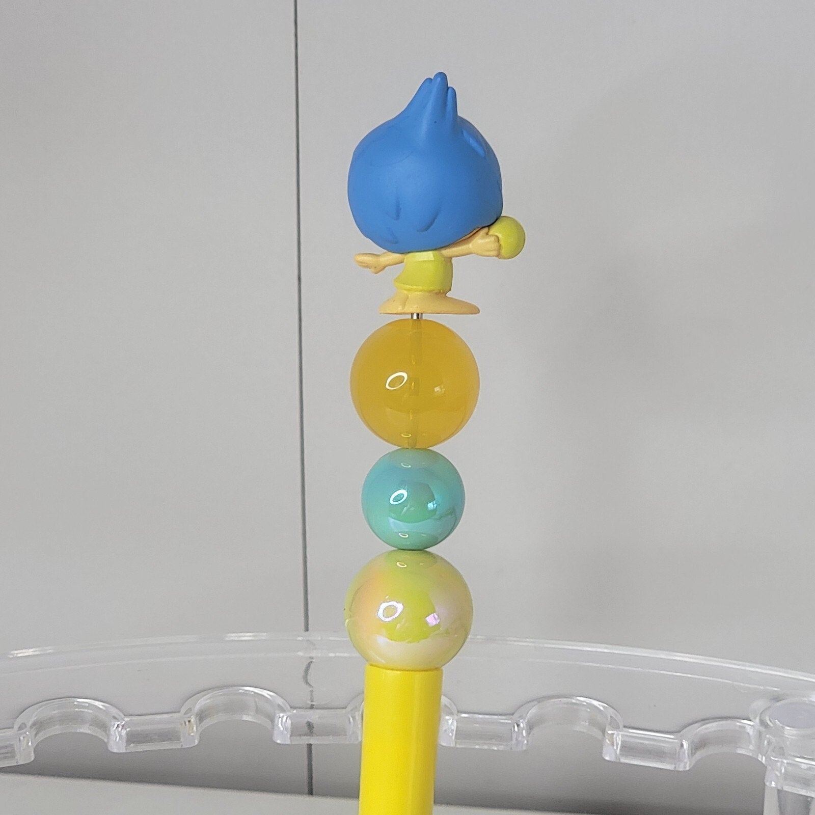 Disney Doorables Beaded Pen Joy from Inside Out 2 Movie Yellow Base