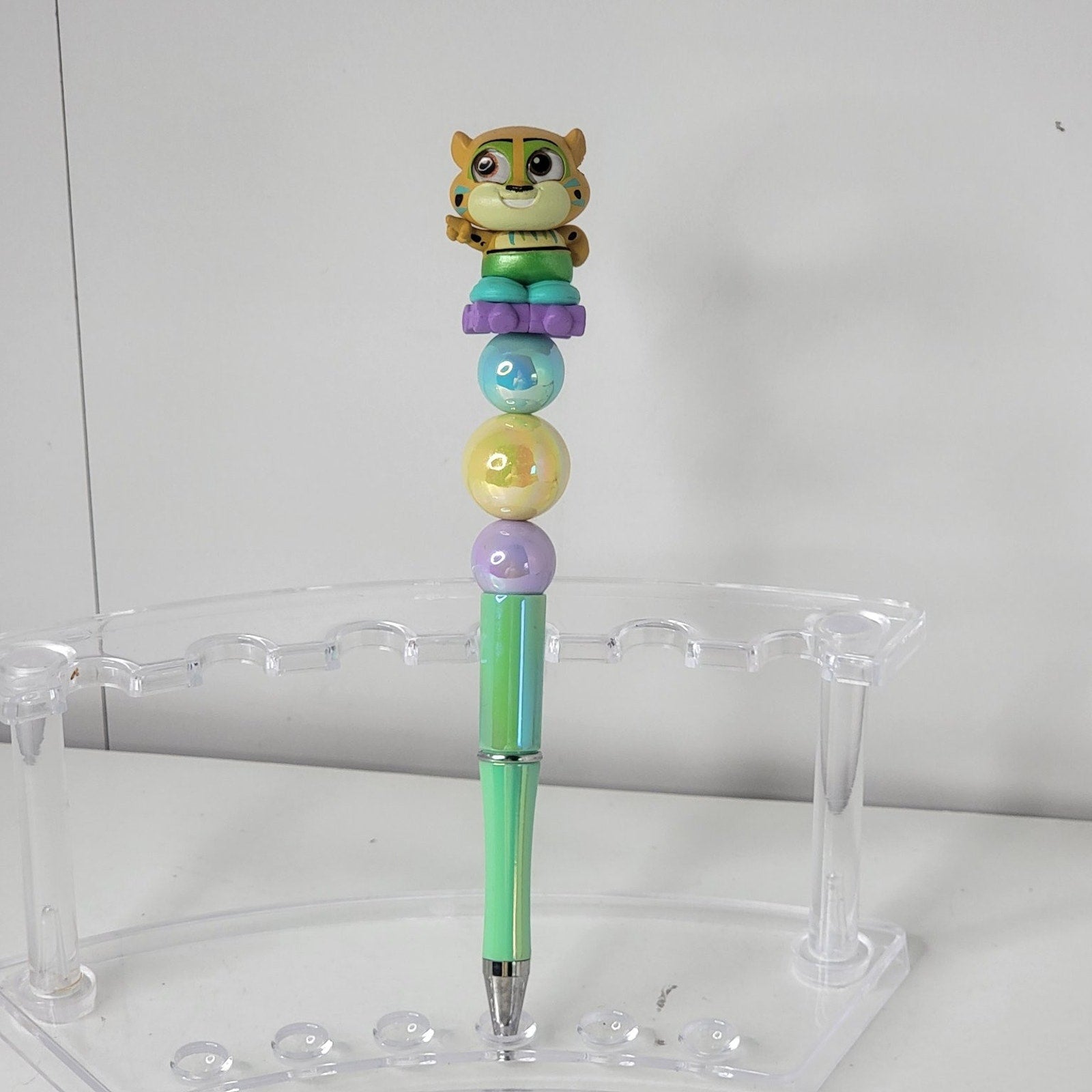 Disney Office Clawhauser Zootopia Disneyana Pen 7.5in Pastel Beads Figurine