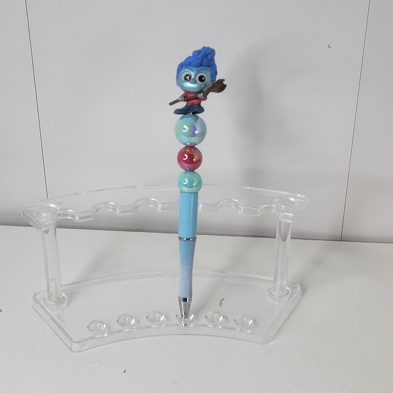 Disney Pixar Onward Ian Lightfoot Doorables Pen Handmade Beaded Elf Gift Display