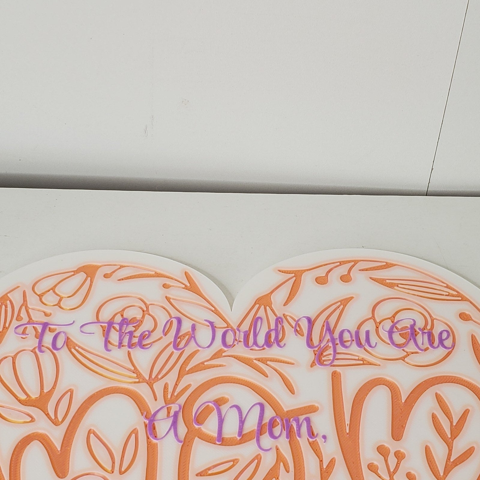 Heart Shaped Mom Plaque Sign Floral Decor Gift for Mother's Day Birthday