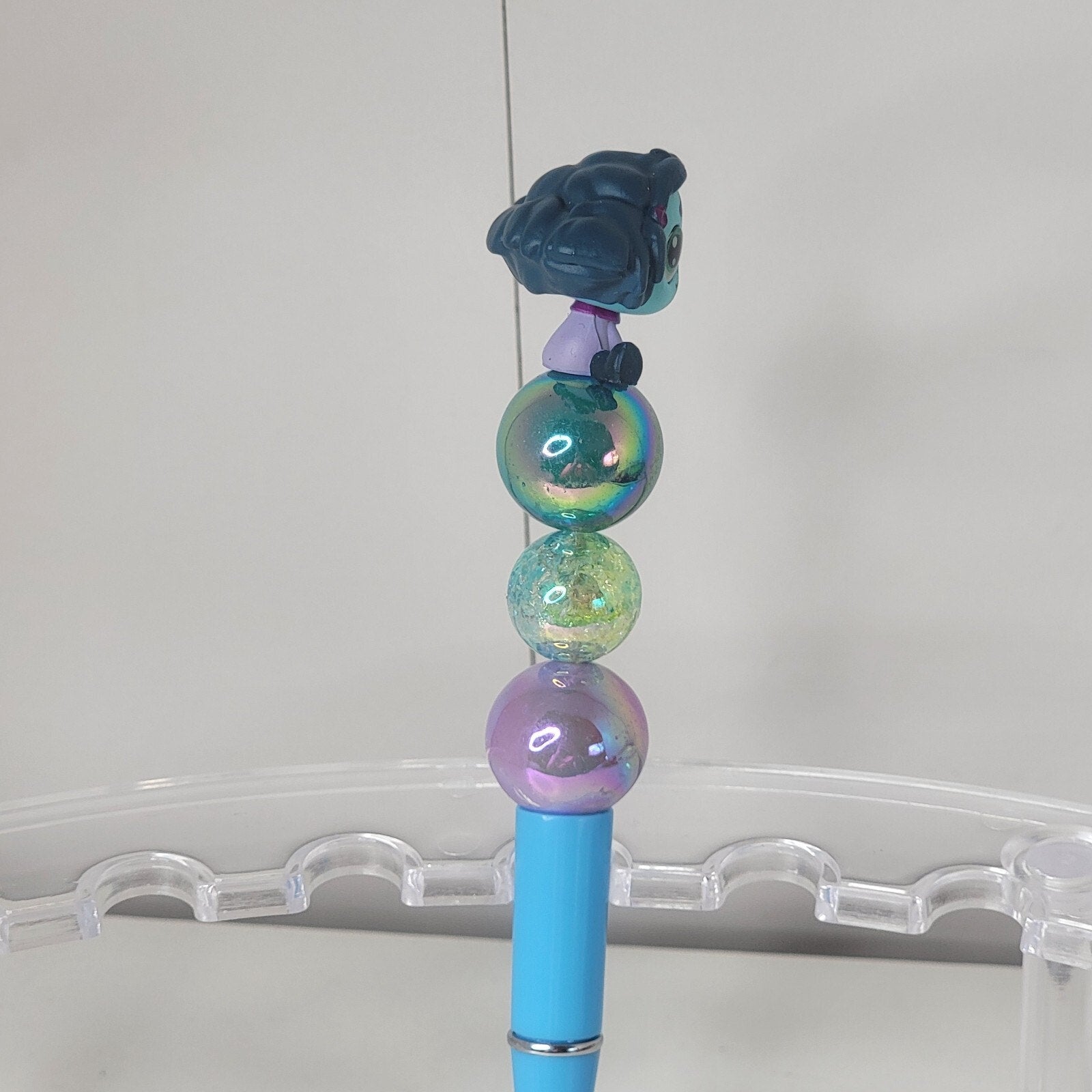 Disney Doorables Beaded Pen Envy from Inside Out 2 Movie Light Blue Base
