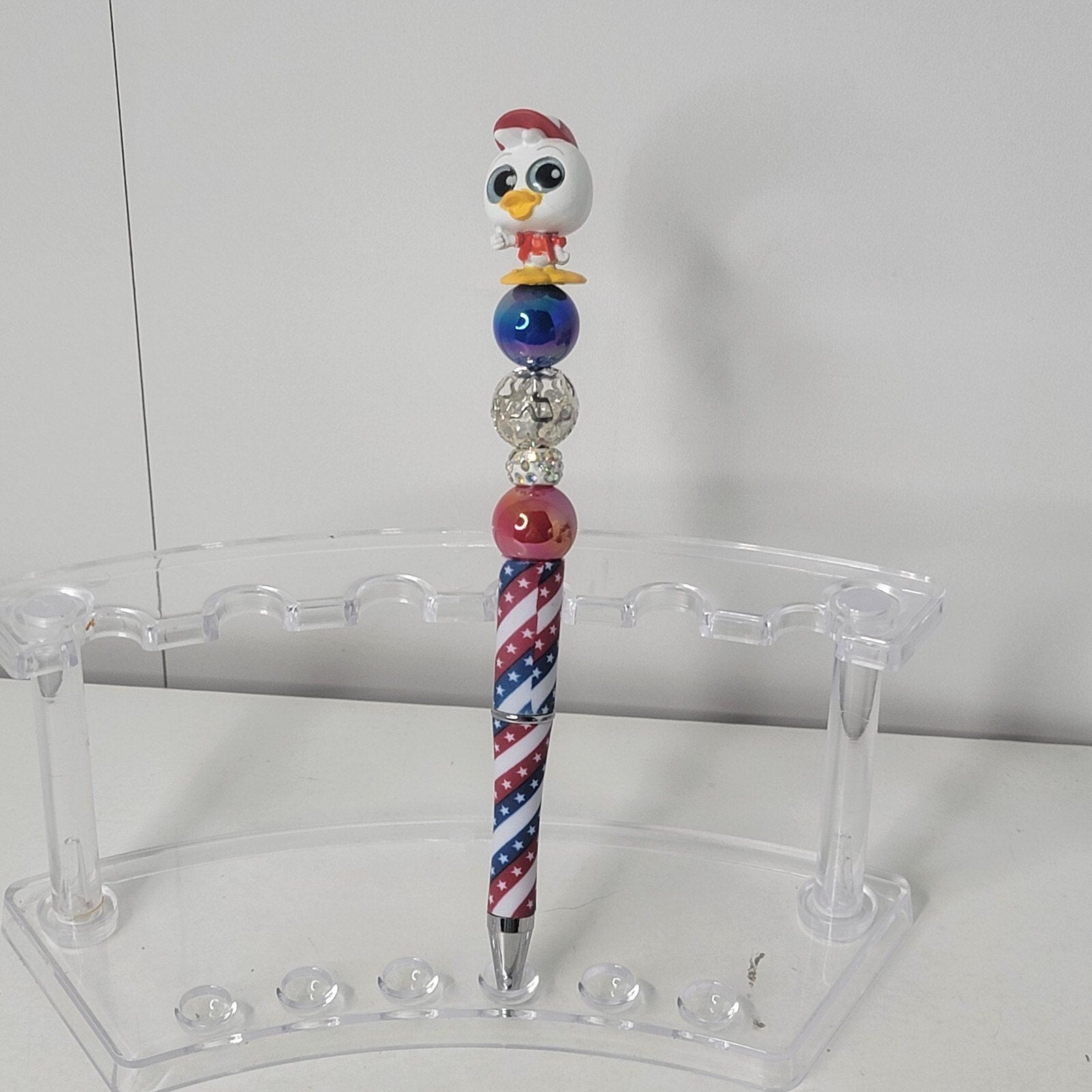 Disney Doorables Beaded Pen Huey Donald Duck Nephew Patriotic 4th of July Base