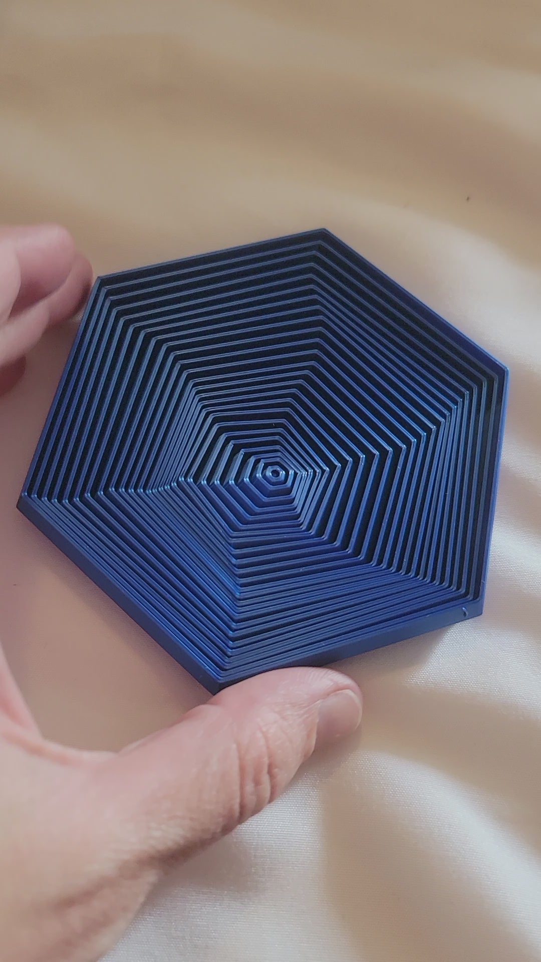 Expanding Hexagon Fidget Toy – 3D Printed Satisfying Transforming Desk Toy – Shape-Shifting Relaxation Fidget – Handmade by LMP Creations
